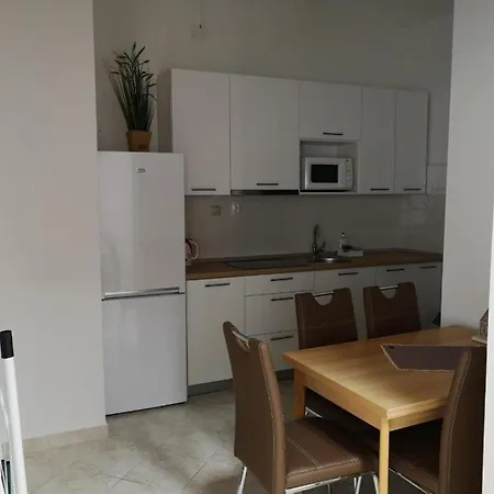 - Comfort Two-bedroom D6 Lumbarda