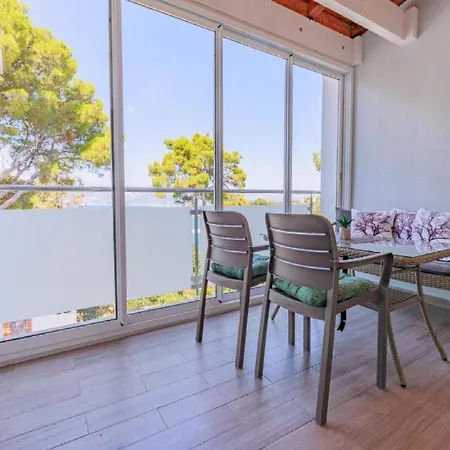 Apartment - Comfort Two-bedroom D6 Lumbarda